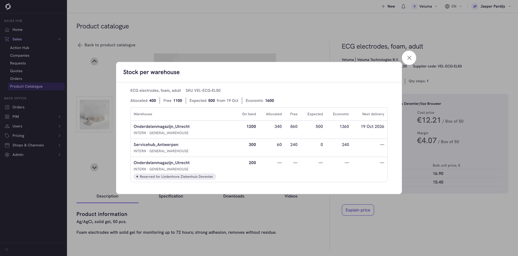 Stock per warehouse dialog on a product, with the totals at the top and a row per warehouse